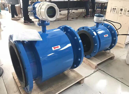 管道電磁流量計